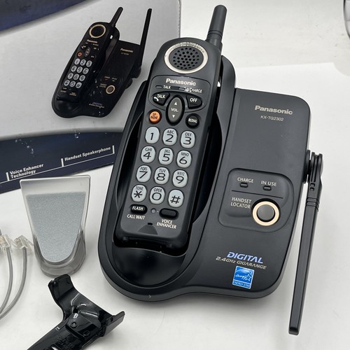 PANASONIC DIGITAL CORDLESS KX-TG2302B BLACK Base Station & 1 Phone New Open Box - Picture 2 of 10