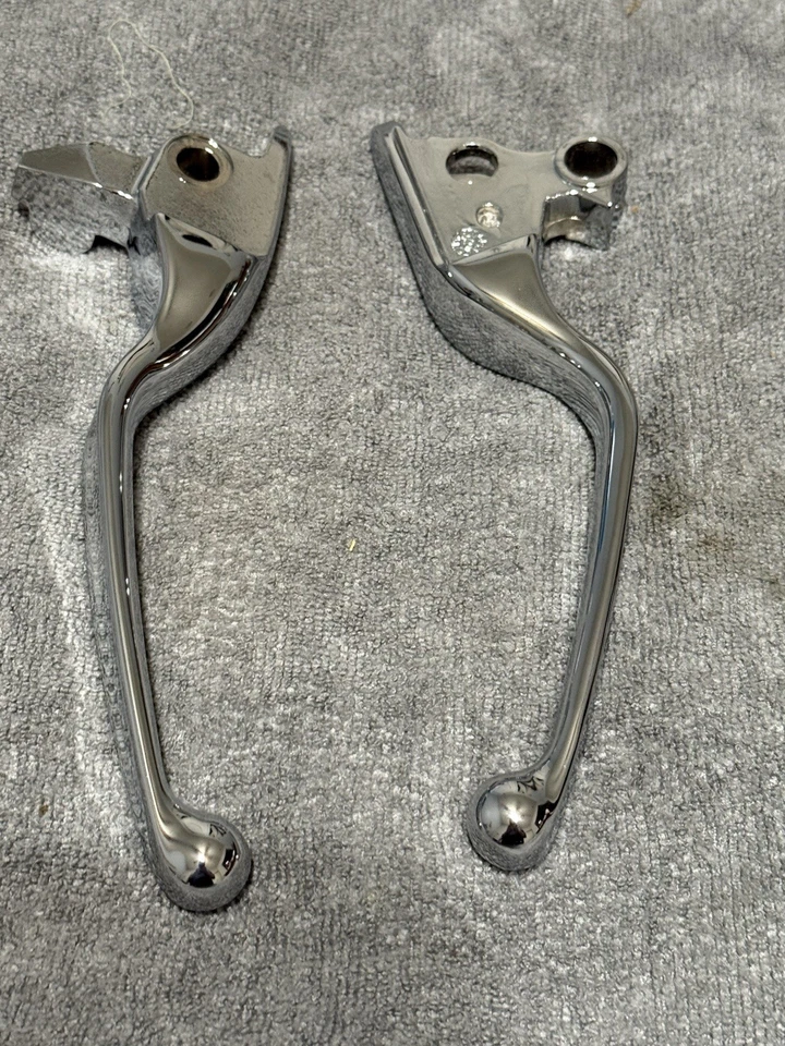Harley Chrome Brake Clutch Levers For Touring Street Glide Road King 2008-2013 - Image 4 of 4