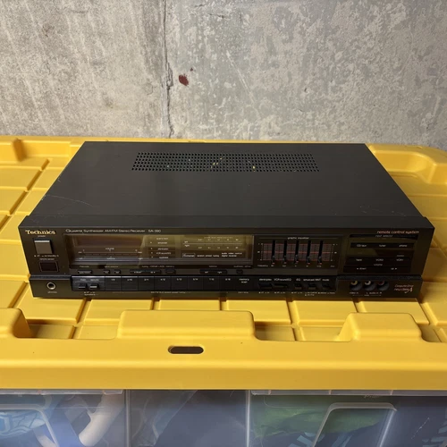 Technics SA-390 Quartz Synth AM/FM Stereo Receiver 