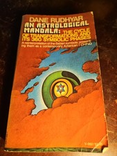 洋書 Astrological Mandala (Vintage) An Astrological Mandala by Dane Rudhyar Hardcover Stated