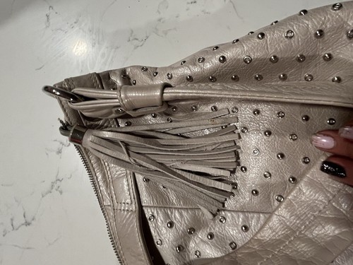 Vintage MONTINI Light Gray Cream Studded Leather Hobo Shoulder Bag - Picture 4 of 7