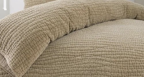 pottery barn Washed Velvet Handcrafted Quilt-Taupe-Queen size & 1 King Sham - Picture 12 of 13
