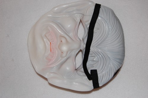Boys Girls WEREWOLF MONSTER HALLOWEEN FACE MASK Costume Accessory AGES 6+ - Picture 2 of 2