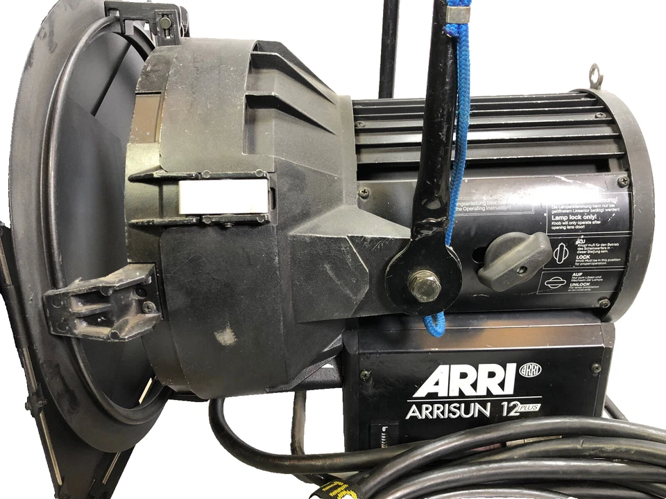 Arrisun 12 plus 1200W HMI head - Image 2 of 4