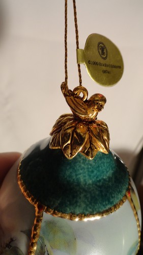 Bradford Editions, Nature's Poetry From Lena Liu, Primier Issue Ornament Set - Picture 11 of 12