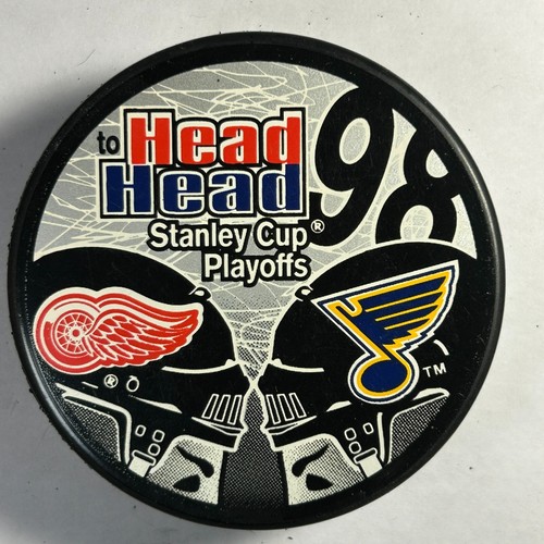 1998 Detroit Red Wings vs St. Louis Blues Cup Playoffs Hockey Puck - Bild 1 von 5