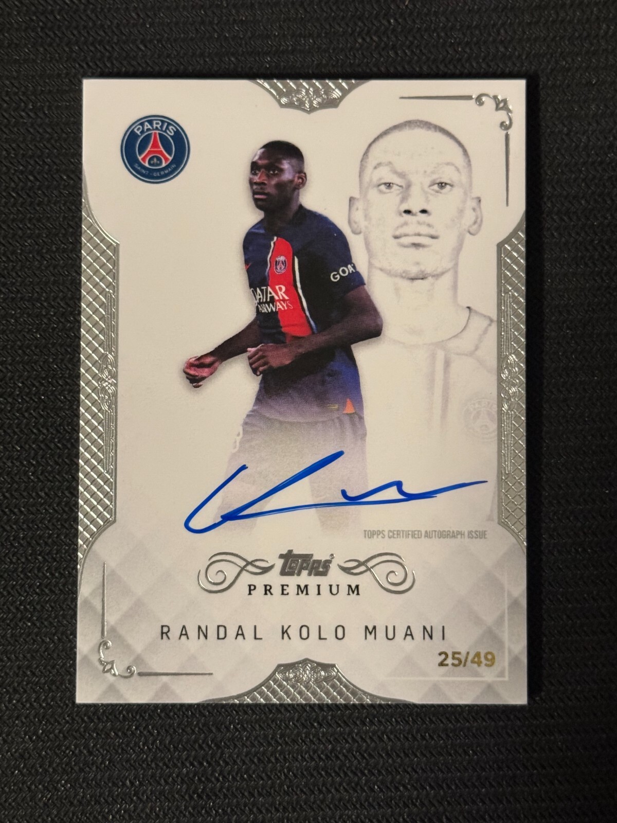2023-24 Topps PSG PREMIUM Black & White SET Randal Kolo Muani On Card Auto /49