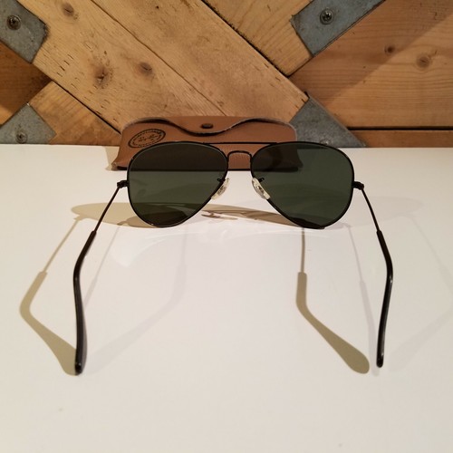 Occhiali da sole Ray Ban Aviator colore verde B&L con custodia in pelle Swanky Barn - Foto 8 di 12