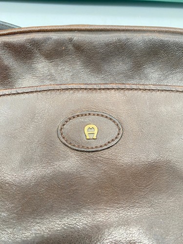 LOT 5 X SACS À MAIN ORIGINAL GIVENCHY AIGNER BALLY PAM CUIR FABRIQUÉ EN ITALIE - Photo 2/23