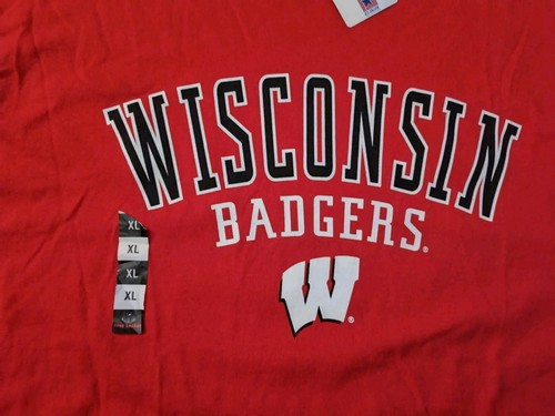Vintage Wisconsin Badges Foot Locker Team Apparel Tee Shirt Deadstock New NWT XL - Picture 2 of 9