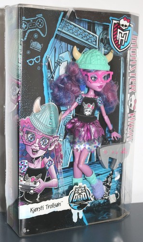 Monster High 2015 (G1) CJC62 (EU) Kjersti Trollson Schüler-Graustausch OVP NEU - Bild 6 von 11