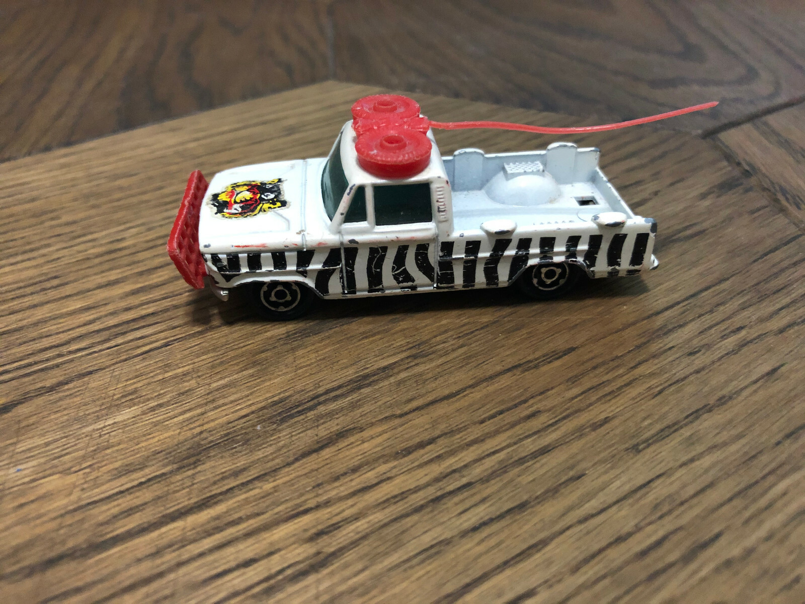 Picture 5 of 8