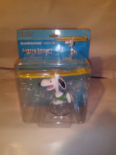 Udf Ultra Detail Figur Nr.454 Peanuts Serie 9 Surfer Snoopy US VERKÄUFER
