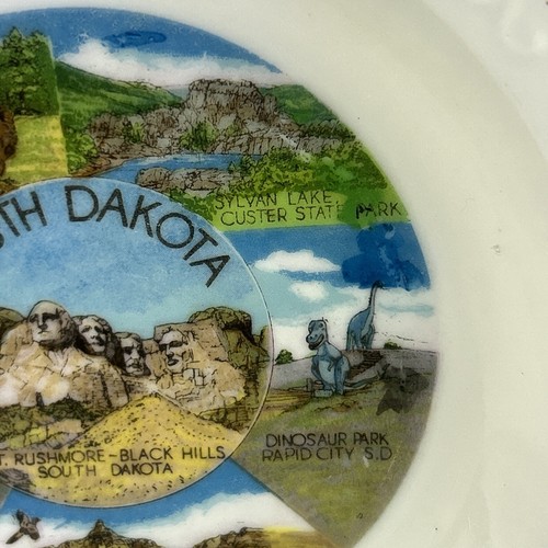 South Dakota Ashtray 6” Porcelain Gold Edge Souvenir Rushmore Needles Eye Custer - Picture 3 of 8