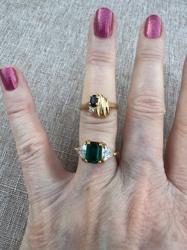 Lot 2 Vintage Gold toned Rings, Emerald Green SETA, black Thailand, Estate find