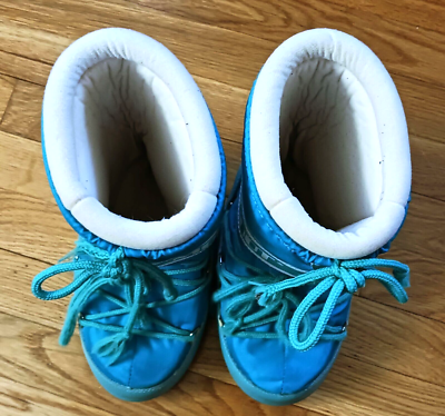 The Original Moon Boot Kid's Size 13.5 US Teal Retro Vintage