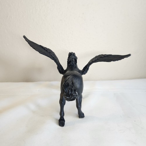 2007 Papo Black Winged Pegasus Horse Figurine 8.5" Wingspan - Picture 5 of 11