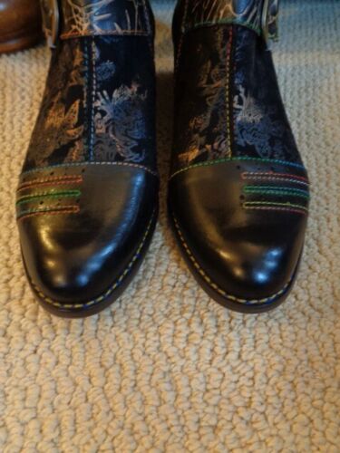 L'Artiste Spring Step Georgiana Cuero Botín Negro Multi 38 EUR/8 US NUEVO - Imagen 4 de 21
