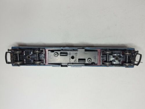 Hornby Restaurant Coach Carriage Mk 1, Blue & Silver \ Grey OO (R224 mk1 015) - Picture 6 of 12
