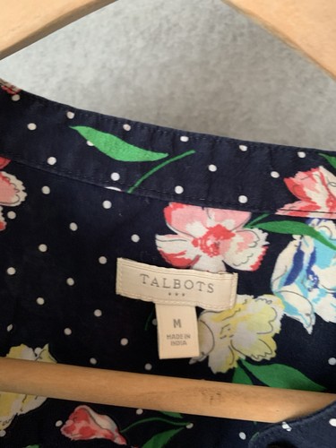 Talbots Women’s Polka Dot Popover Cotton Blouse Size Medium Floral Navy - Picture 2 of 8