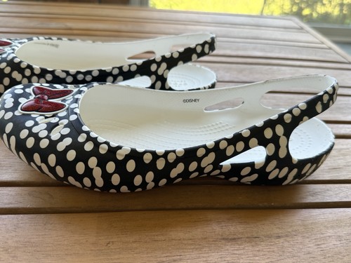 Disney Crocs Kadee Minnie Mouse flache Damenschuhe mit Fersenriemen Größe 9 - Bild 5 von 12