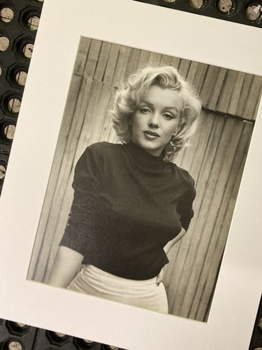Marilyn Monroe 1953 ALFRED EISENSTAEDT 1990 Print museum mat mount 9x12/13x16 - Picture 1 of 5