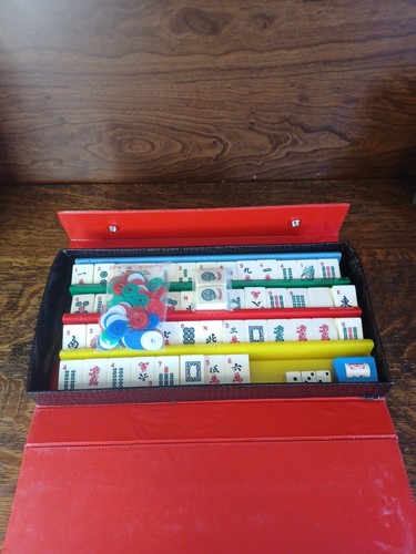 Vintage Traveling Mahjong Game With Original Case And Box. ๐ฏ percent Complete. - Picture 2 of 7