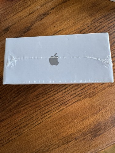 Apple AirPods Pro 2ème génération avec étui de charge sans fil MagSafe - Photo 7 sur 8