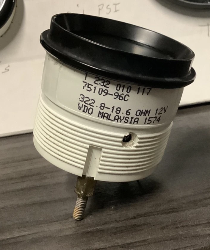 Medidor de temperatura do ar 2013 Harley-Davidson Tri Glide FLHTCU 75109-96C - Imagem 2 de 3