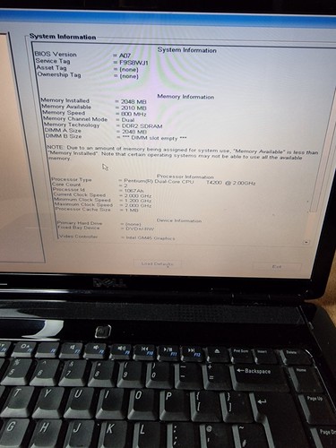 Dell Inspiron 1545 - Pentium Dual Core T4200 2GHz 15,6" Laptop missing parts - Picture 2 of 20
