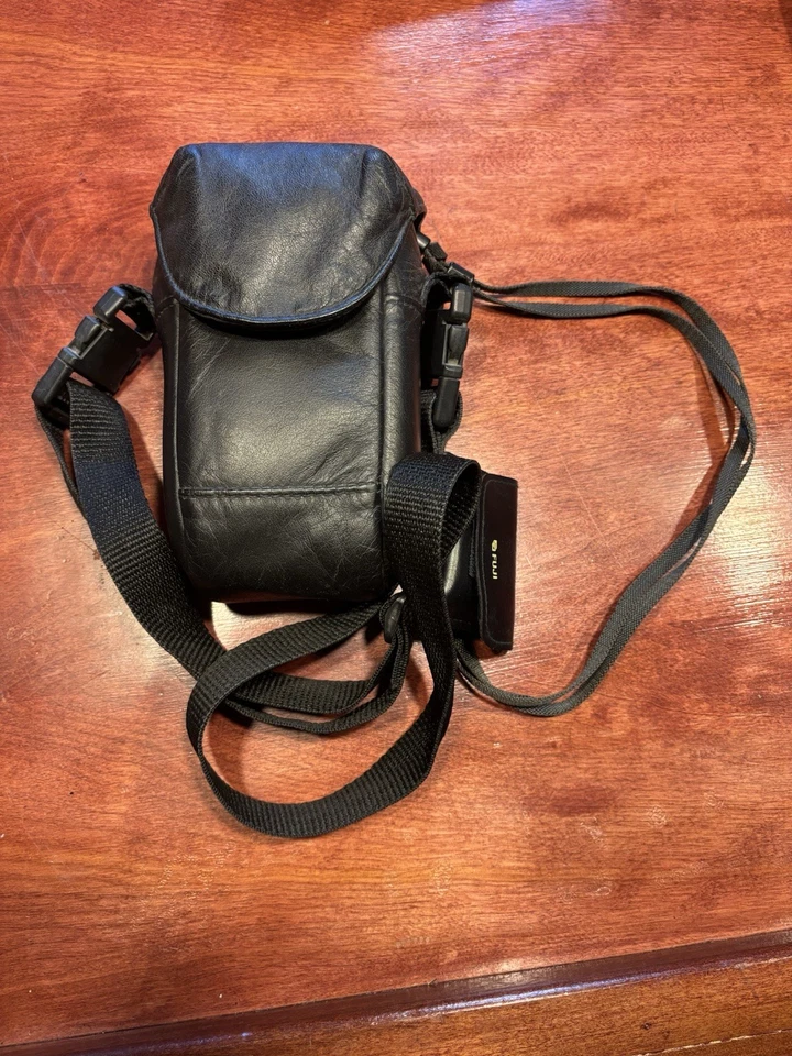 Película de disparo puntual de 35 mm panorámica FUJI Discovery 1000 35-80 mm usada no probada Foto 3 de 3