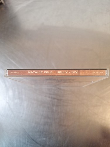 Natalie Cole - Holly & Ivy Music CD - 1994 - Picture 4 of 6