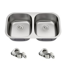 32 In Undermount Double Bowl 18 Gauge Stainless Steel Kitchen Sink 32" x 18" x 9