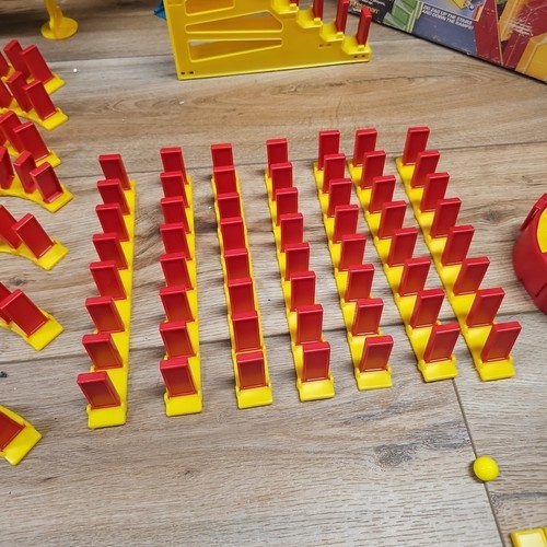 Vtg Domino Rally Deluxe Set 1989 Pressman Games w/ Rocket Launcher Complete - Picture 3 of 16