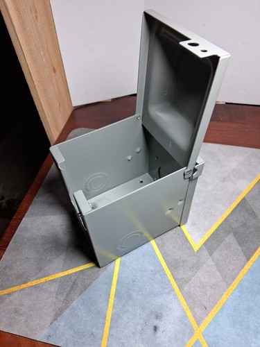 50 AMP RV Outlet Pedestal Box - NEMA 6-50R 50 AMP RV Plug Box - Picture 9 of 14