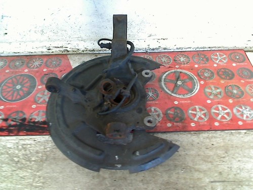 WIELNAAF LINKS VOOR Renault Laguna II Grandtour (KG) 2005 - Afbeelding 2 van 2