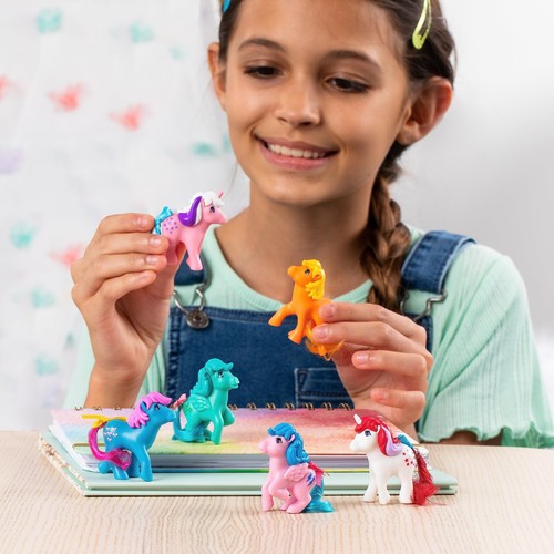 My Little Pony 40° Anniversario Set da Collezione 6 Minifigure Stile Vintage - Foto 4 di 6