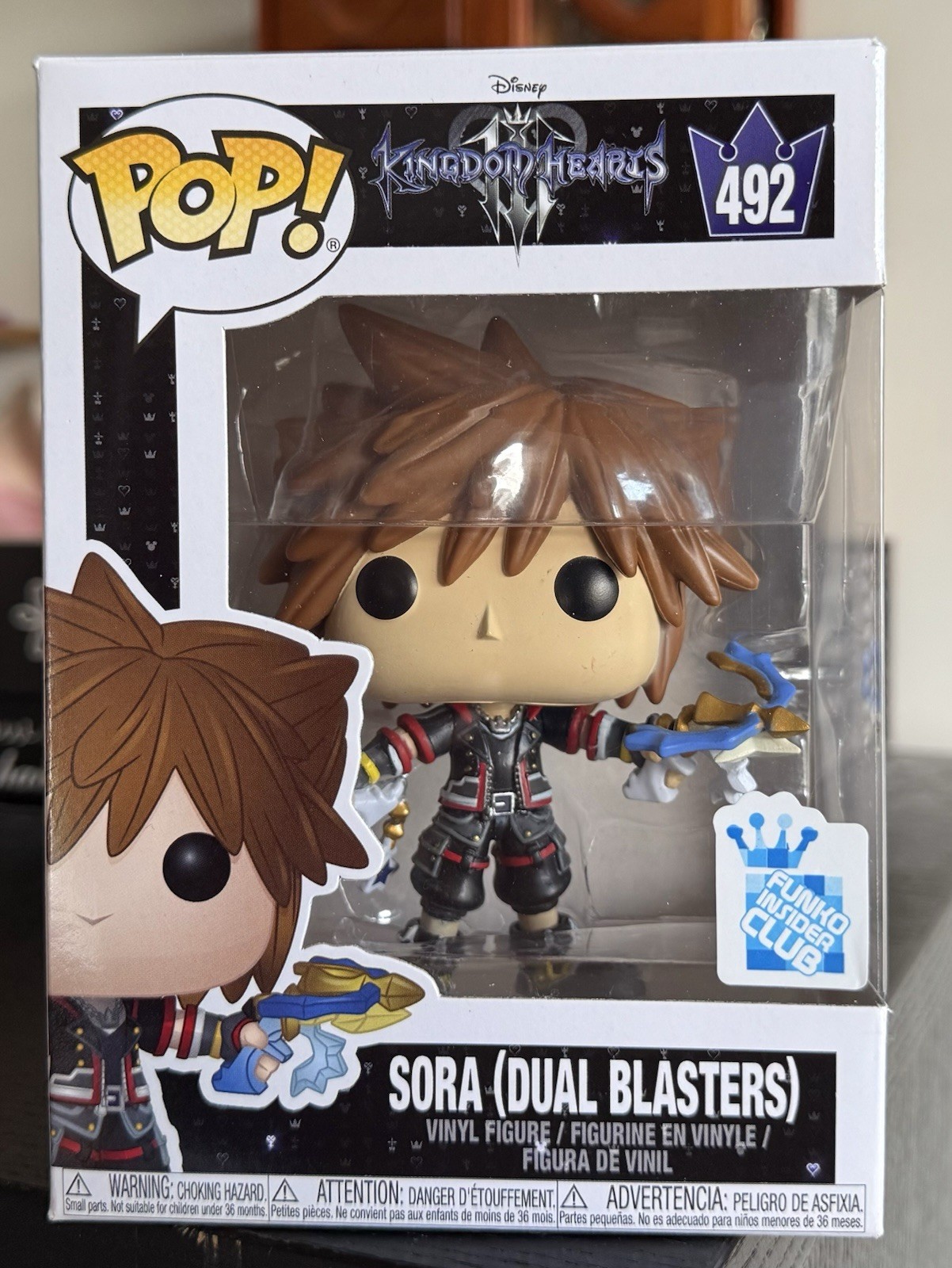Funko POP ABOVEDADO! Disney: SORA (Dual Blasters) #492 Kingdom Hearts III