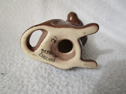 Beswick England kleine süße Maus Mäuschen braun sitzend fein gearbeitet 7x4,5x4 - Picture 7 of 7