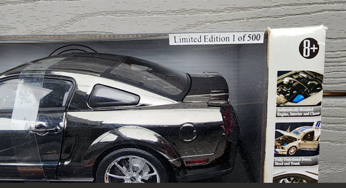 SHELBY COLLECTIBLES 1/18 2008 SHELBY GT 500KR SMOKE CHROME W/ BLACK STRIPES F/S - Picture 5 of 7