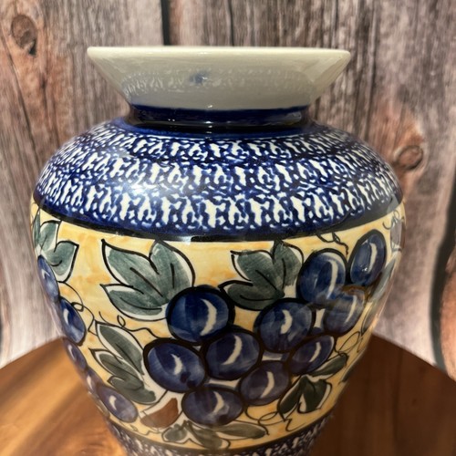 Blue Rose Polish Pottery Boleselwiec Grapes Large Vase 8” Handmade In Poland T-9 - Picture 8 of 19