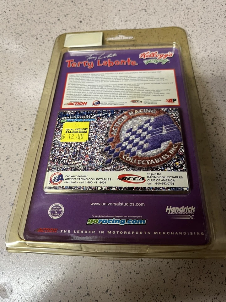 Экшн-фигурка Терри Лабонте 2000 How The Grinch Stole Christmas 1:64 #5 - Изображение 3 из 3