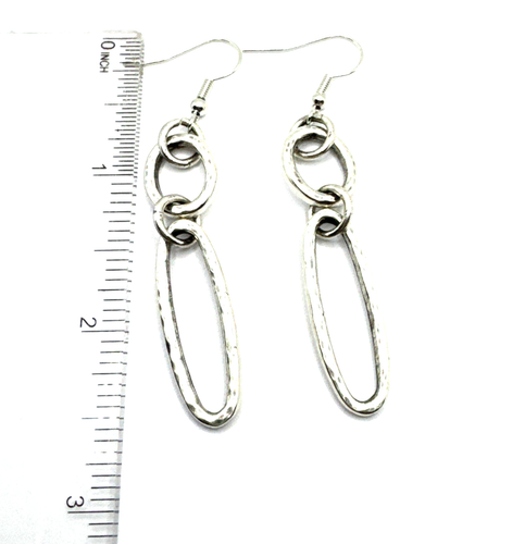 Pendientes personalizados Brighton Circle ovalados 2 aros cepillados martillados tono plata - Imagen 2 de 4