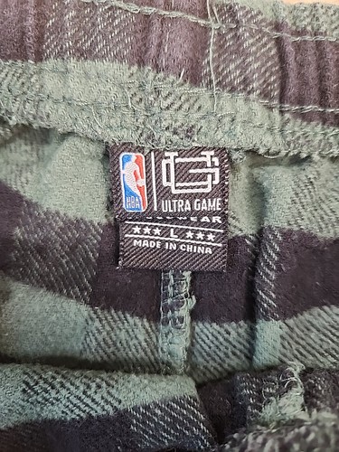 Milwaukee Bucks Logo Green Plaid Flannel Sleepwear Shorts Womens Large 30 Waist - Picture 5 of 6