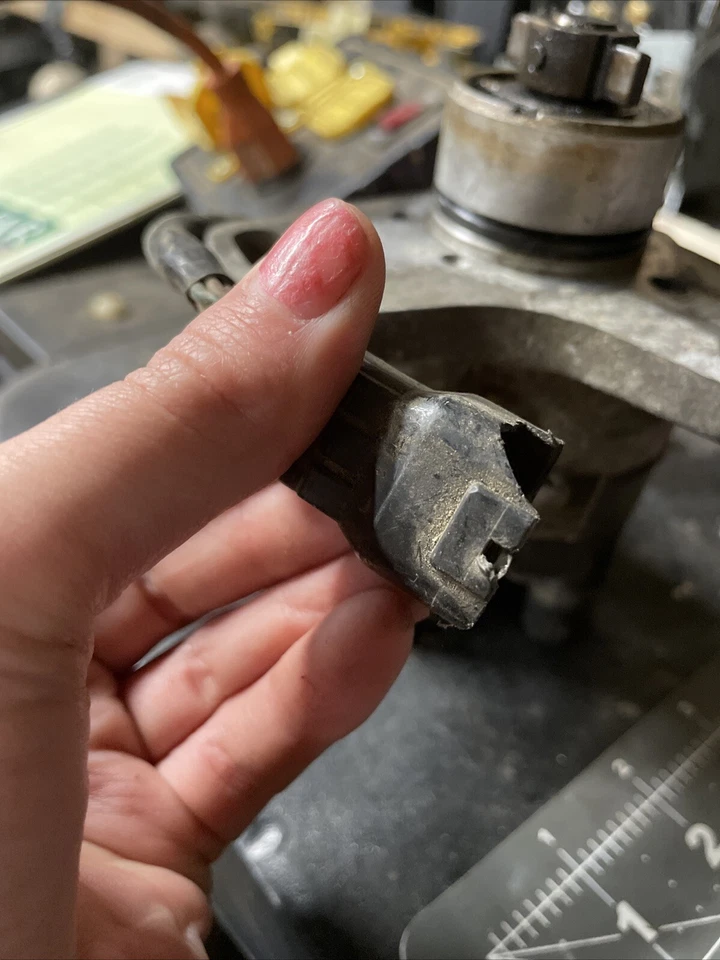 88-90 Mazda 626 MX-6 MX6 Ford Probe 2.2 Turbo Ignition Distributor T4T73471 - Image 4 of 4