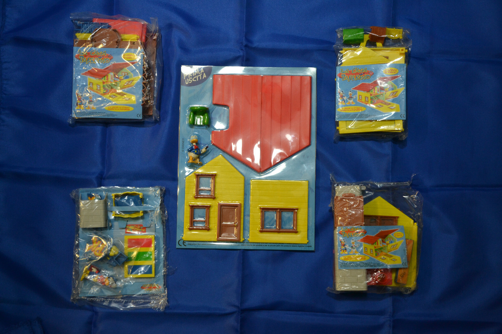 La casa di Paperino, gadget Disney del Topolino, anno 2005 5 uscite, (Paperinik)