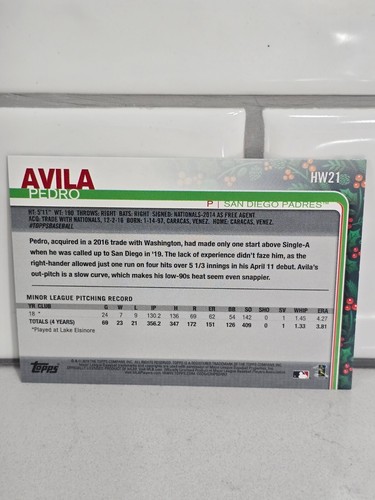 2019 Topps Holiday #HW1-200 Base Plus Metallic Snowflake Parallels, Autos, & Var - Picture 37 of 462