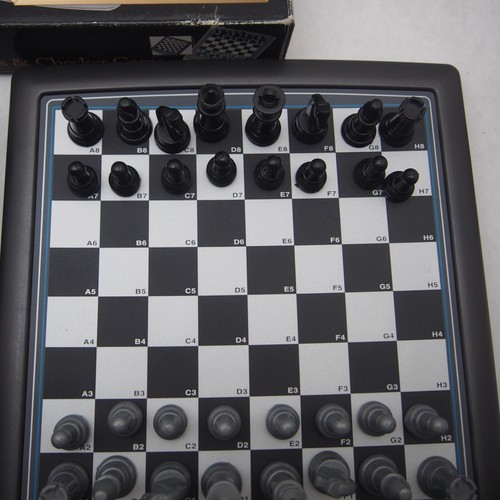 Juego de Ajedrez Electrónico Excalibur Kingmaster 911E con Estuche de Transporte - Imagen 3 de 12