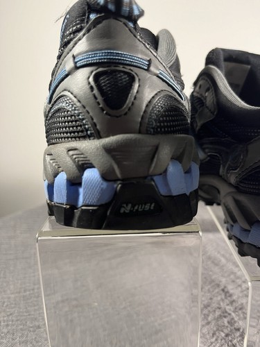 Women' s New Balance 573 Athletic Sneaker Size 8 Black Carbon Blue All Terrain - Picture 4 of 13