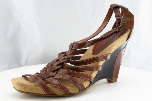 Mossimo Women Sz 8 M Brown Strappy Synthetic Shoes Pearlie - Picture 1 of 8
